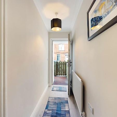 It'S Broadway Baby! Great House Close To City Centre Belfast Extérieur photo