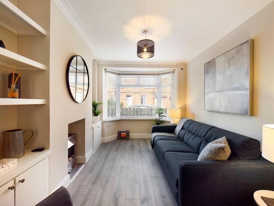 It'S Broadway Baby! Great House Close To City Centre Belfast Extérieur photo