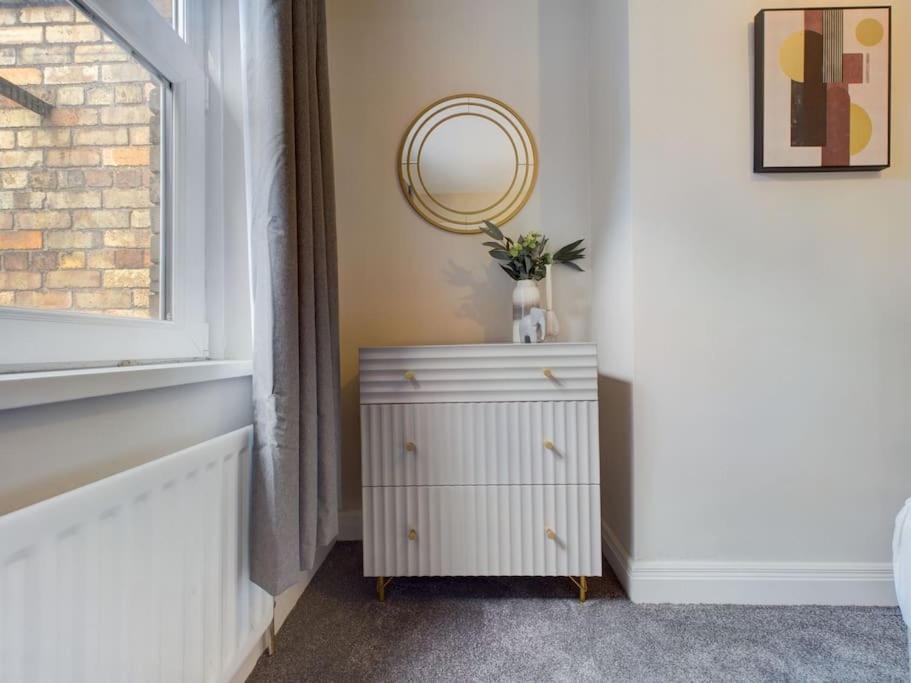 It'S Broadway Baby! Great House Close To City Centre Belfast Extérieur photo